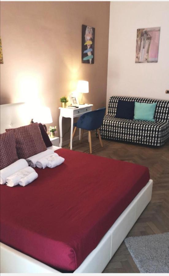 Domus Luigi Leone Bed and Breakfast Napoli Eksteriør billede