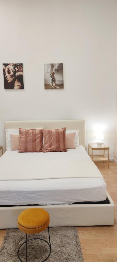Domus Luigi Leone Bed and Breakfast Napoli Eksteriør billede