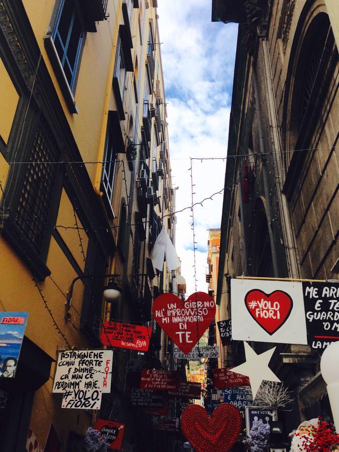 Domus Luigi Leone Bed and Breakfast Napoli Eksteriør billede