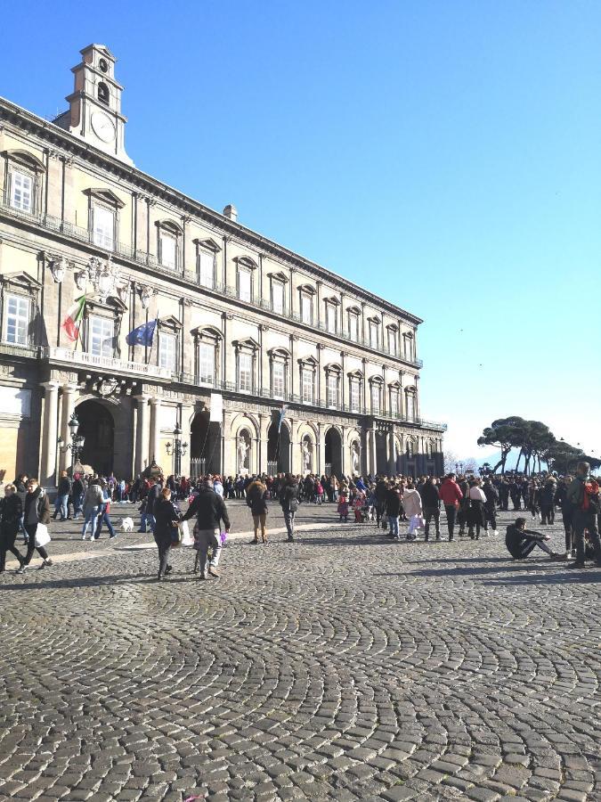 Domus Luigi Leone Bed and Breakfast Napoli Eksteriør billede