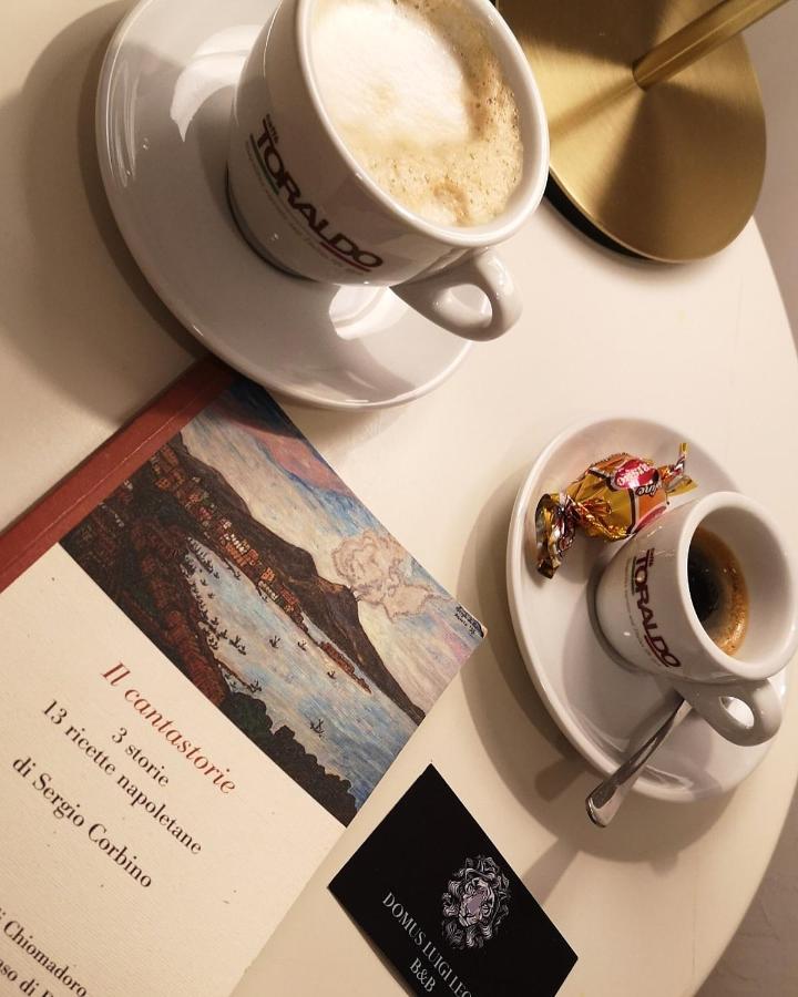 Domus Luigi Leone Bed and Breakfast Napoli Eksteriør billede